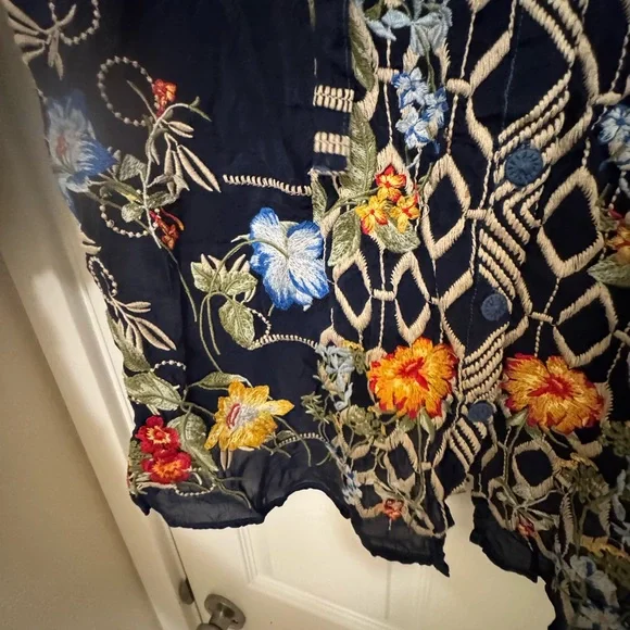 Johnny Was Navy Floral Embroidered Top - Picture 7 of 13